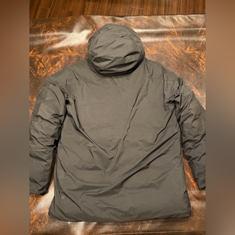 Lululemon StretchSeal Down-Filled Parka DKFR Dark Black Men's Coat - Picture 2 of 7